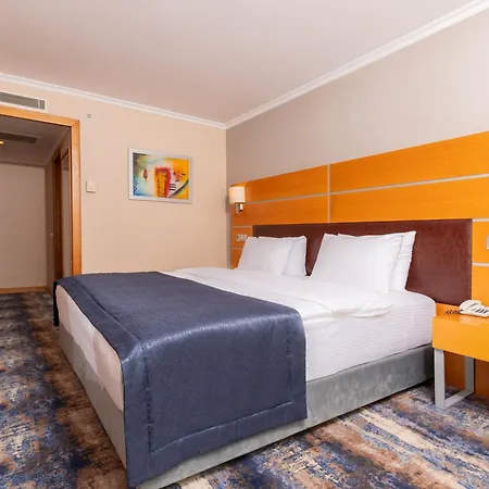 Hotel Plaza