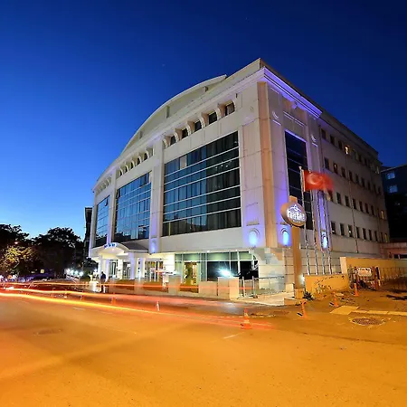 Szálloda Plaza 4*